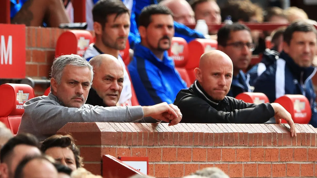 “إنه قادر على تدريب هذا النادي!” – نيكي بوت يؤيد عودة جوزيه مورينيو في فترة ثانية مثيرة مع مانشستر يونايتد.